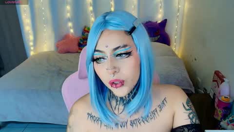 maliciaxpoison online show from May 30, 4:11 am