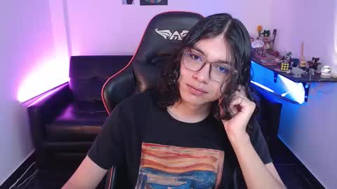 Malik  online show from September 25, 4:25 pm