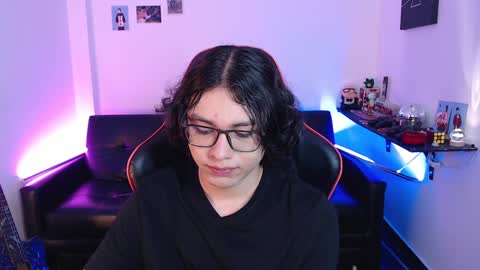 Malik  online show from December 25, 4:11 pm