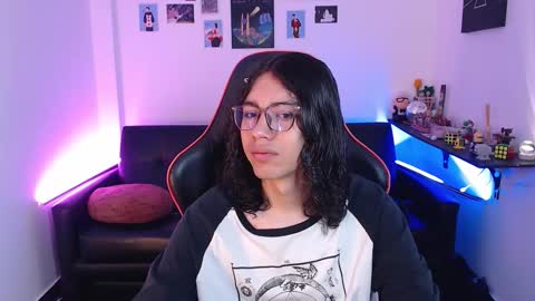 Malik  online show from November 13, 3:04 pm