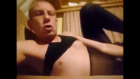 malinowy85 online show from October 5, 9:11 pm