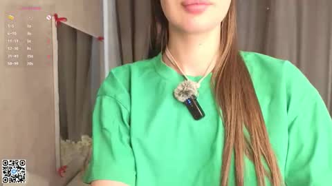 Evelyn online show from March 9, 4:06 am