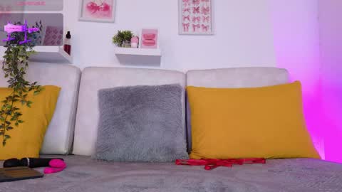 Malka online show from April 4, 8:16 pm