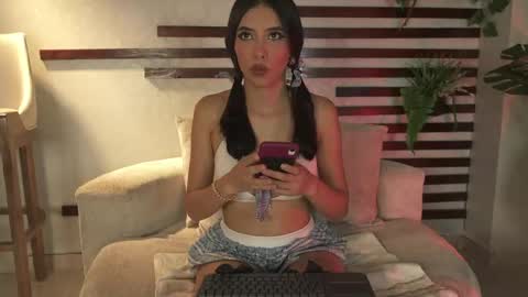 mallory_dietlinde online show from May 26, 2:39 am