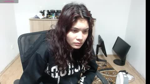 mallorymyers online show from November 14, 5:48 pm