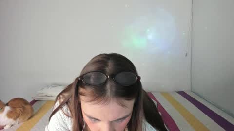 Snapshot of malucam_06 chatting on September 29, 10:53 pm instagram nueela online show from September 29, 10:53 pm