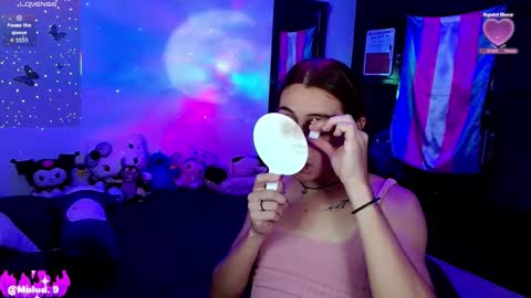   online show from February 9, 6:21 pm