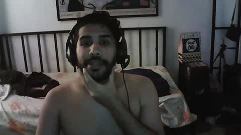 Snapshot of malvadoysensual chatting on October 28, 11:44 am malvadoysensual online show from October 28, 11:44 am