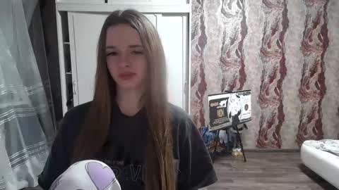 Mamie Trish online show from February 24, 5:09 pm