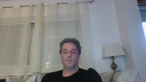 Snapshot of man211172 chatting on February 28, 4:20 pm man211172 online show from February 28, 4:20 pm