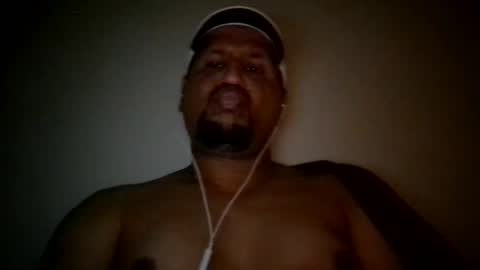 Man new online show from February 10, 11:13 pm