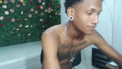 man_sant11 online show from May 27, 3:42 pm