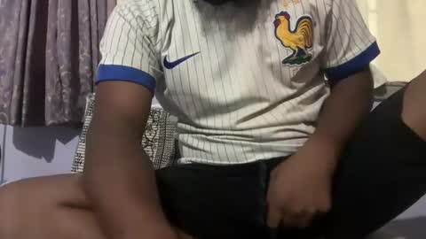 mananmathew95 online show from July 6, 10:12 am