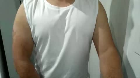 manbroadcasting001 online show from April 28, 7:07 pm