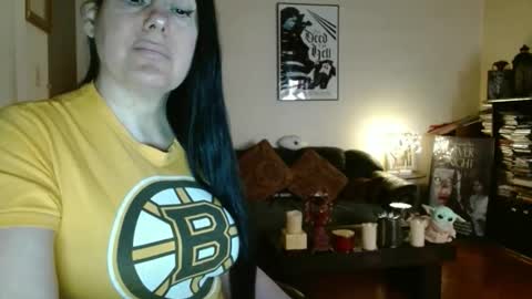 mandaloriangirlsfight online show from April 12, 7:18 pm