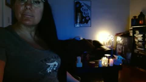 mandaloriangirlsfight online show from April 17, 11:07 pm