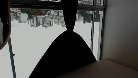   online show from March 6, 10:26 pm