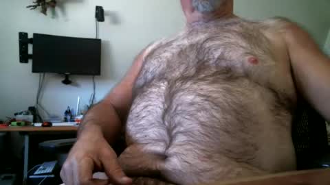 Snapshot of manleg439 chatting on March 4, 6:07 pm manleg439 online show from March 4, 6:07 pm