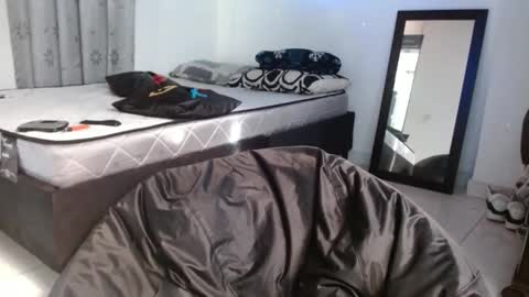 Manolo online show from November 18, 7:28 pm