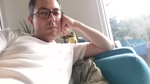 Snapshot of manu5933 chatting on October 12, 12:31 pm manu5933 online show from October 12, 12:31 pm