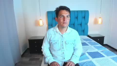 Manuel Firee online show from July 9, 8:35 pm