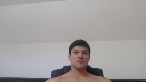 Snapshot of manuelgasdcon chatting on January 27, 3:50 pm manuelgasdcon online show from January 27, 3:50 pm