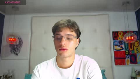 Manuel online show from March 27, 4:40 am