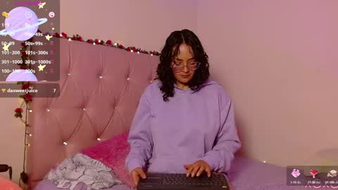 Manu  online show from March 8, 10:45 pm