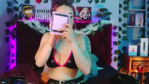 Maria Paula online show from March 11, 9:34 am