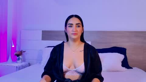 maragrief online show from April 21, 12:23 pm