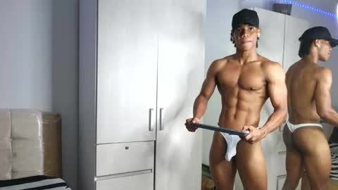 Snapshot of marcelo_dosantos77 chatting on October 6, 3:08 pm MARCELO online show from October 6, 3:08 pm