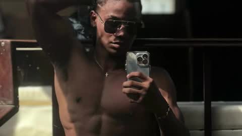 Snapshot of marcelo_dosantos77 chatting on October 22, 7:15 pm MARCELO online show from October 22, 7:15 pm