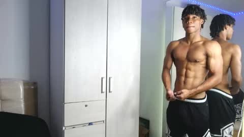 Snapshot of marcelo_dosantos77 chatting on October 8, 5:19 pm MARCELO online show from October 8, 5:19 pm