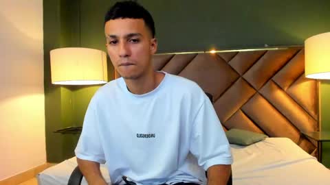 marcus_jeron online show from April 17, 11:18 pm