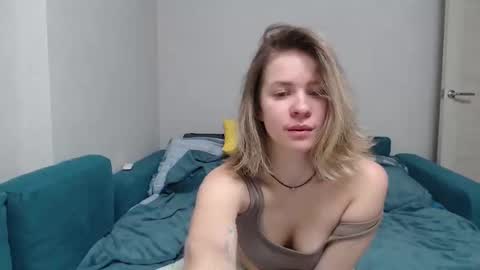 Snapshot of margaretstrein chatting on January 26, 12:54 pm Alex and Jane online show from January 26, 12:54 pm