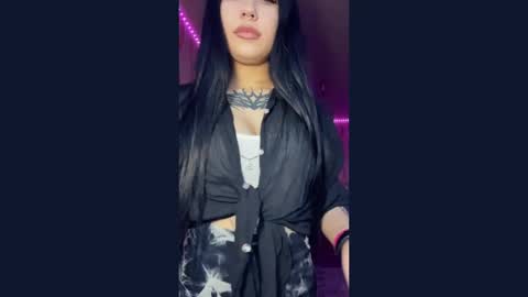 Lauren online show from May 28, 1:09 pm