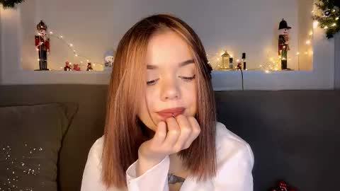 Lina online show from January 10, 10:59 pm