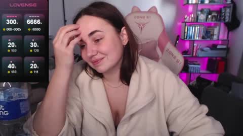 mari moore online show from March 27, 7:03 am