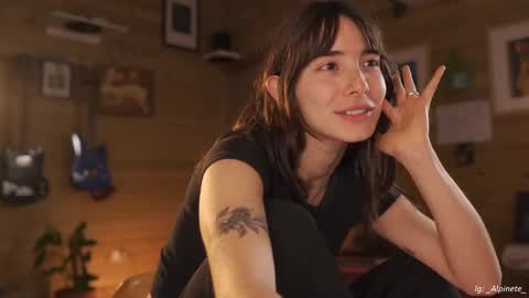 Snapshot of maria_alfonsina_ chatting on October 8, 9:43 pm Alfonsina online show from October 8, 9:43 pm