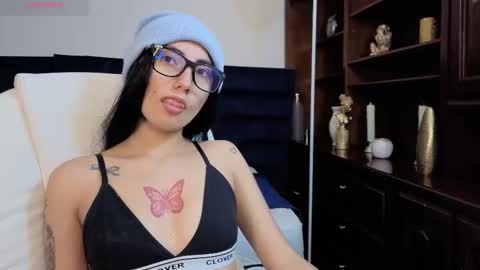 Maria online show from November 19, 7:12 pm