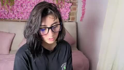 Maria online show from April 1, 7:22 pm