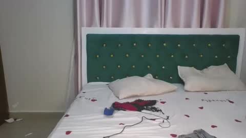 mariahsexy4u online show from February 11, 8:18 am