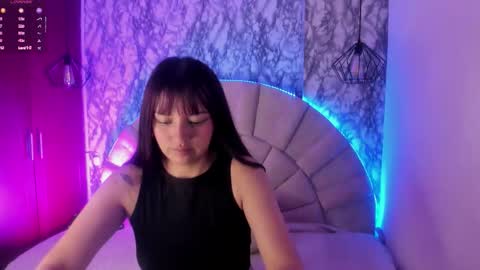   online show from November 4, 12:17 pm