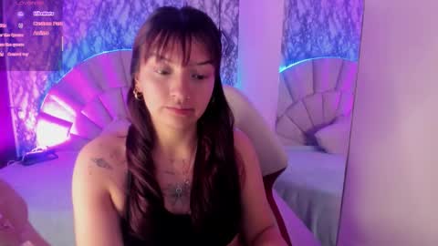   online show from November 19, 12:04 pm