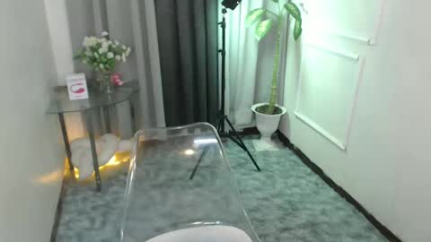 maria online show from February 24, 6:49 am