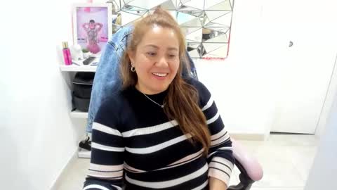 mariana01_m online show from May 14, 6:17 pm