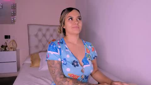 Mariana Roe online show from February 27, 3:08 am