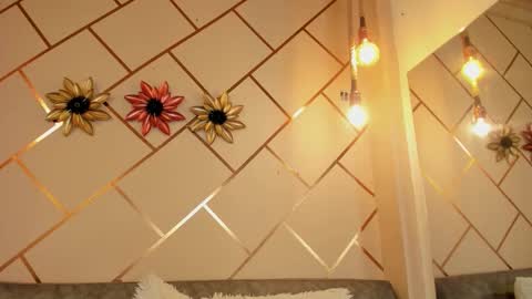 marianeporter online show from February 18, 4:12 am