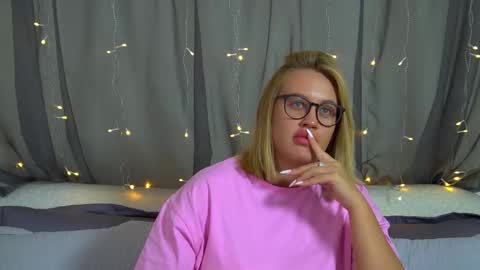 Maria online show from November 22, 6:50 pm