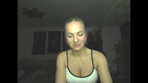 marianna1977 online show from April 30, 6:35 pm